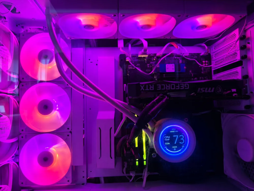 Corsair RS120-R ARGB, ventiladores inversos con iluminación ARGB - Análisis Corsair RS120-R ARGB, ventiladores inversos con iluminación ARGB - Análisis