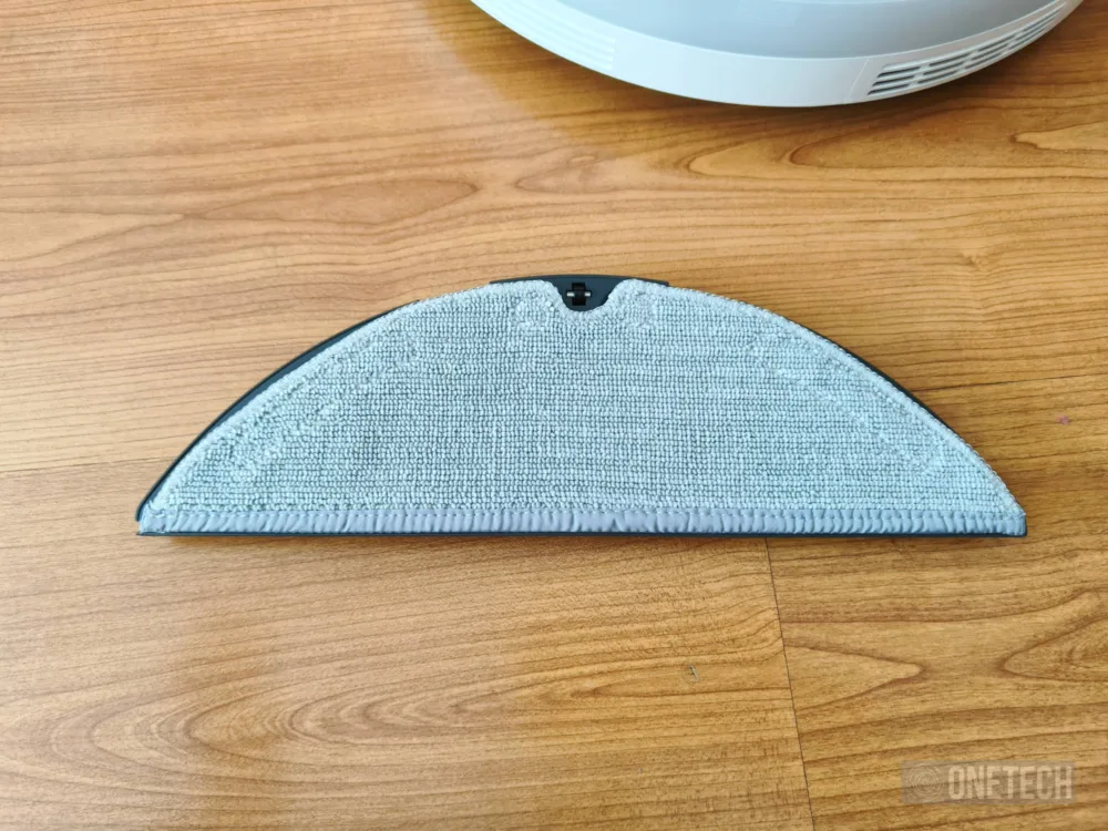 Dreame D20 Pro Plus, un robot aspirador asequible con brazo extensible - Análisis