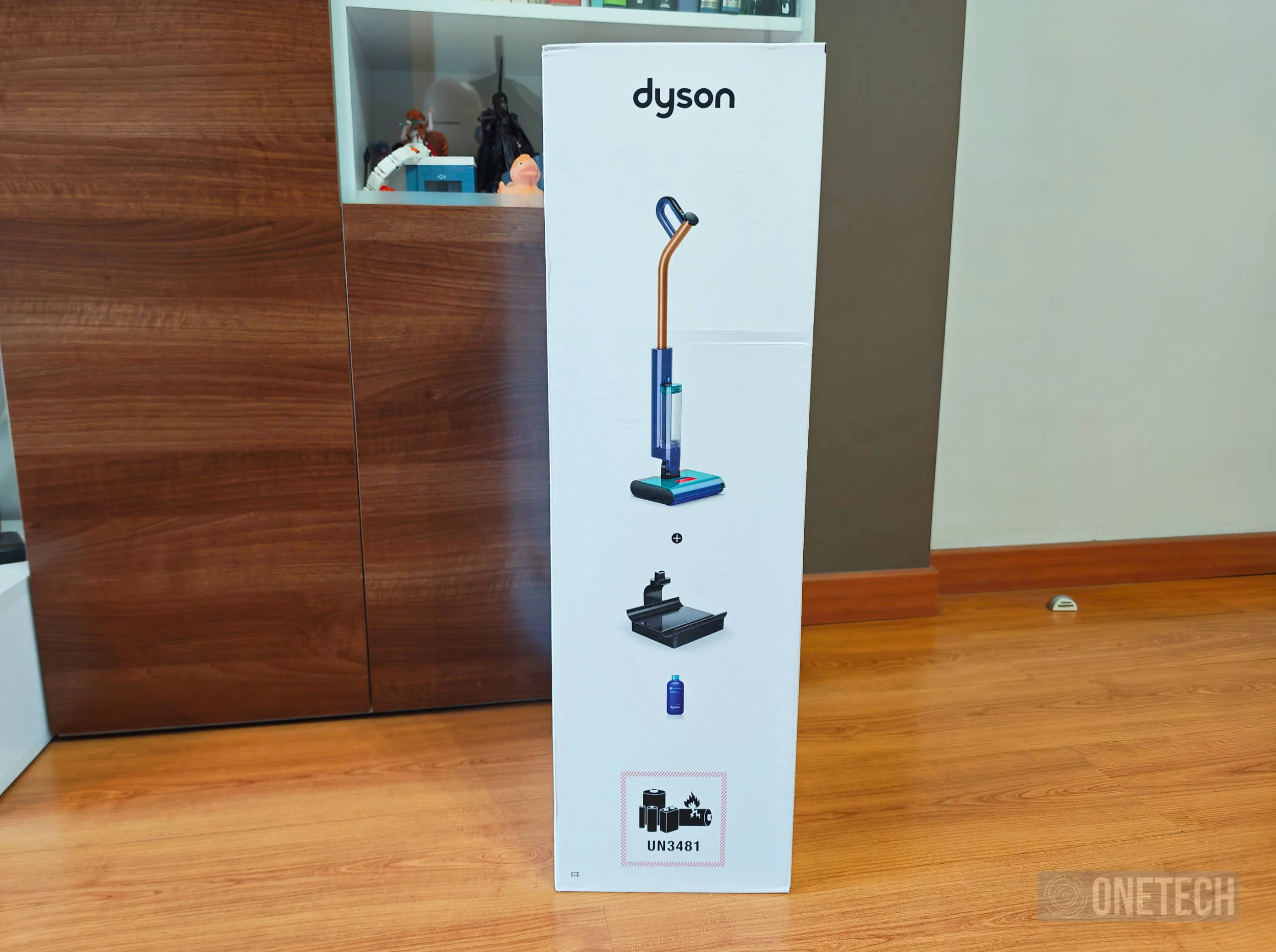 Qué incluye la caja del Dyson Clean+Wash Hygiene - lateral