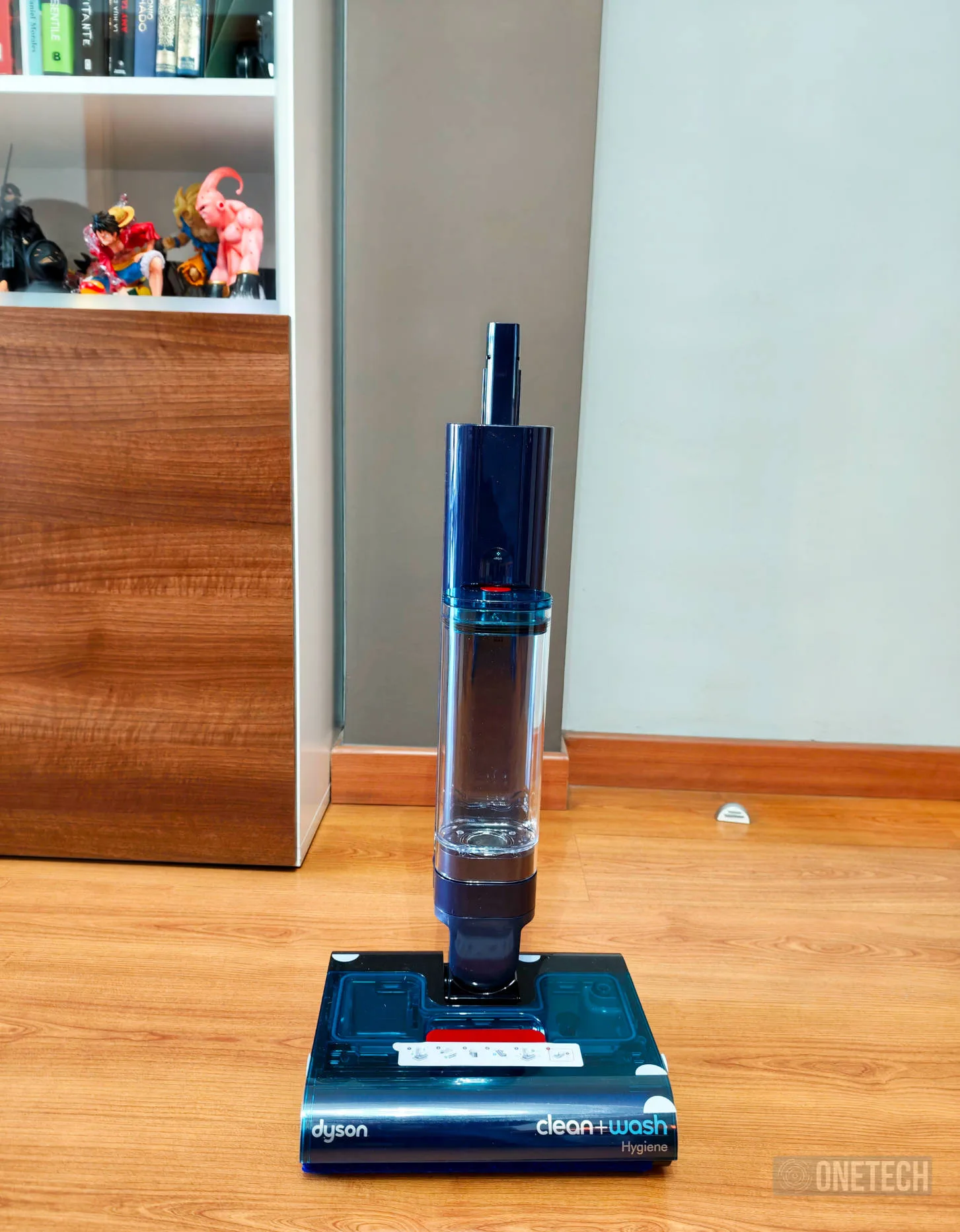 Dyson Clean+Wash Hygiene -  montaje 1