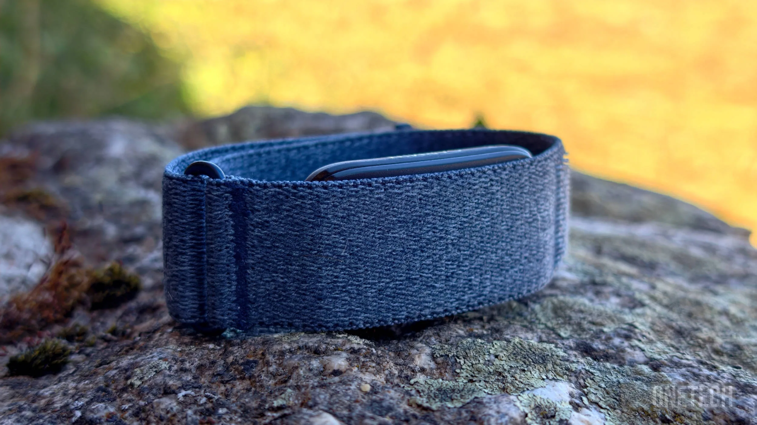 Garmin Cirqa, pulsera de seguimiento deportivo sin pantalla