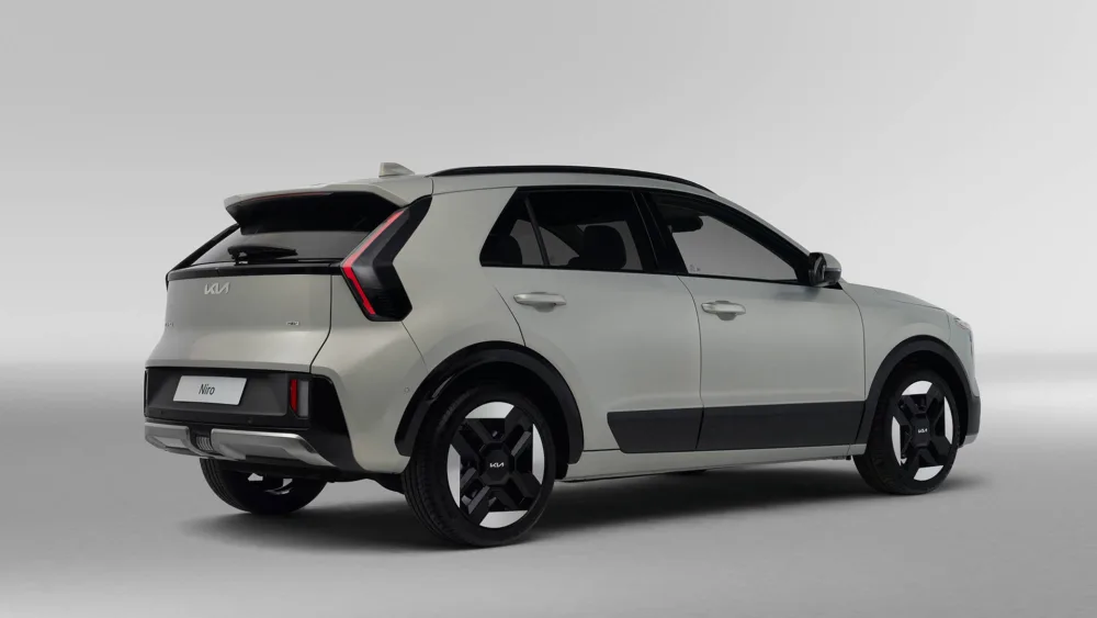 Nuevo Kia Niro 2026: el CUV híbrido de Kia apuesta por la simplicidad y la eficiencia Nuevo Kia Niro 2026: el CUV híbrido de Kia apuesta por la simplicidad y la eficiencia