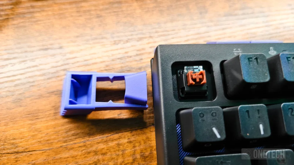 Logitech G512 X: el teclado que te permite usar interruptores mecánicos y análogicos juntos - Análisis