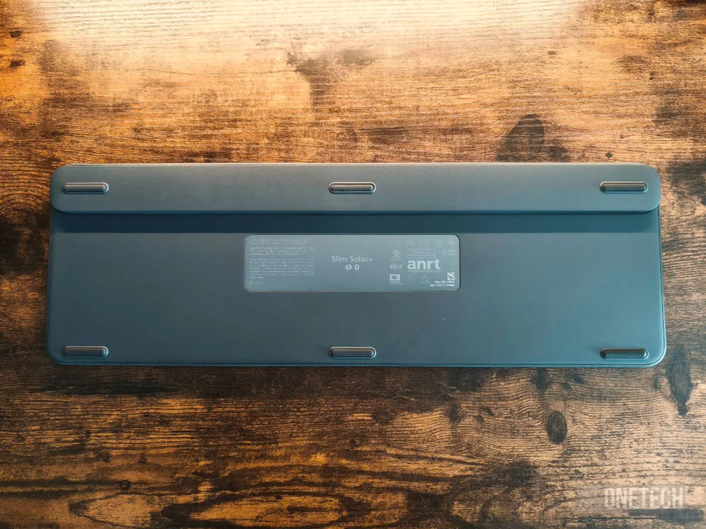 Logitech Signature Slim Solar+ K980, el teclado con IA que jamás tendrás que cargar - Análisis Logitech Signature Slim Solar+ K980, el teclado con IA que jamás tendrás que cargar - Análisis