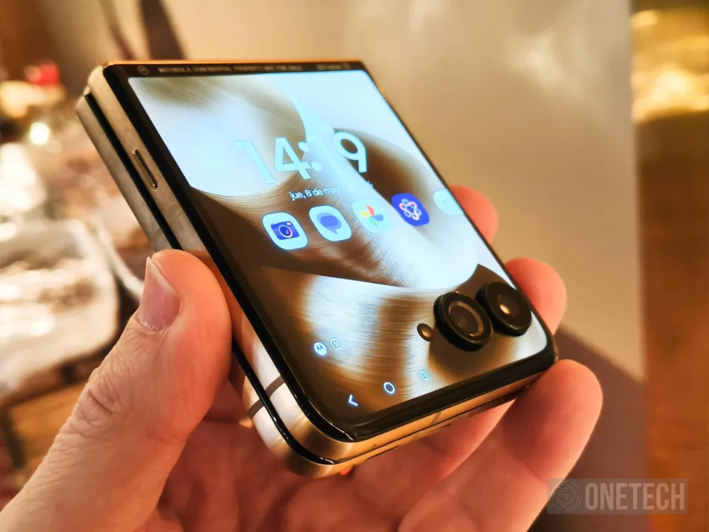 Motorola Razr 60 Ultra, el "tapado" de los smartphones plegables - Análisis