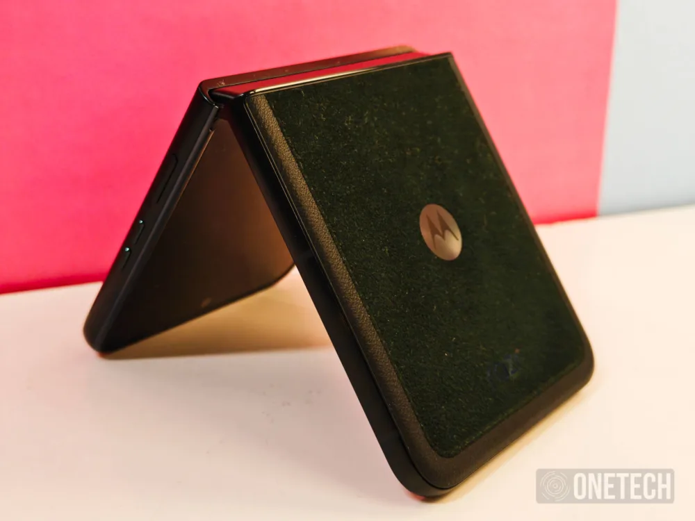 Motorola Razr 60 Ultra, el "tapado" de los smartphones plegables - Análisis