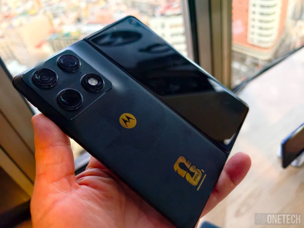 Motorola salta al césped con la FIFA World Cup 26 Collection