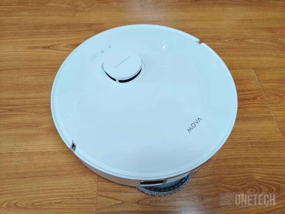 Mova E30 Ultra, una completa aspiradora con base a un precio de derribo - Análisis