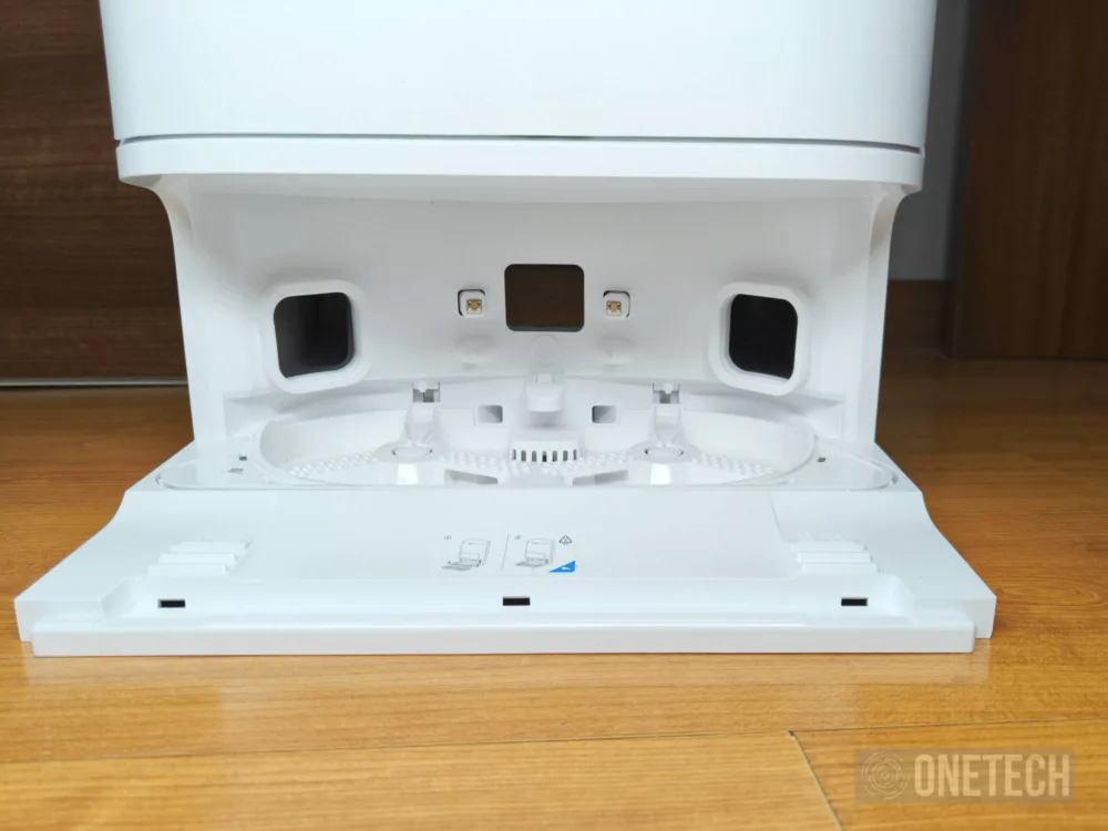 Mova E30 Ultra, una completa aspiradora con base a un precio de derribo - Análisis