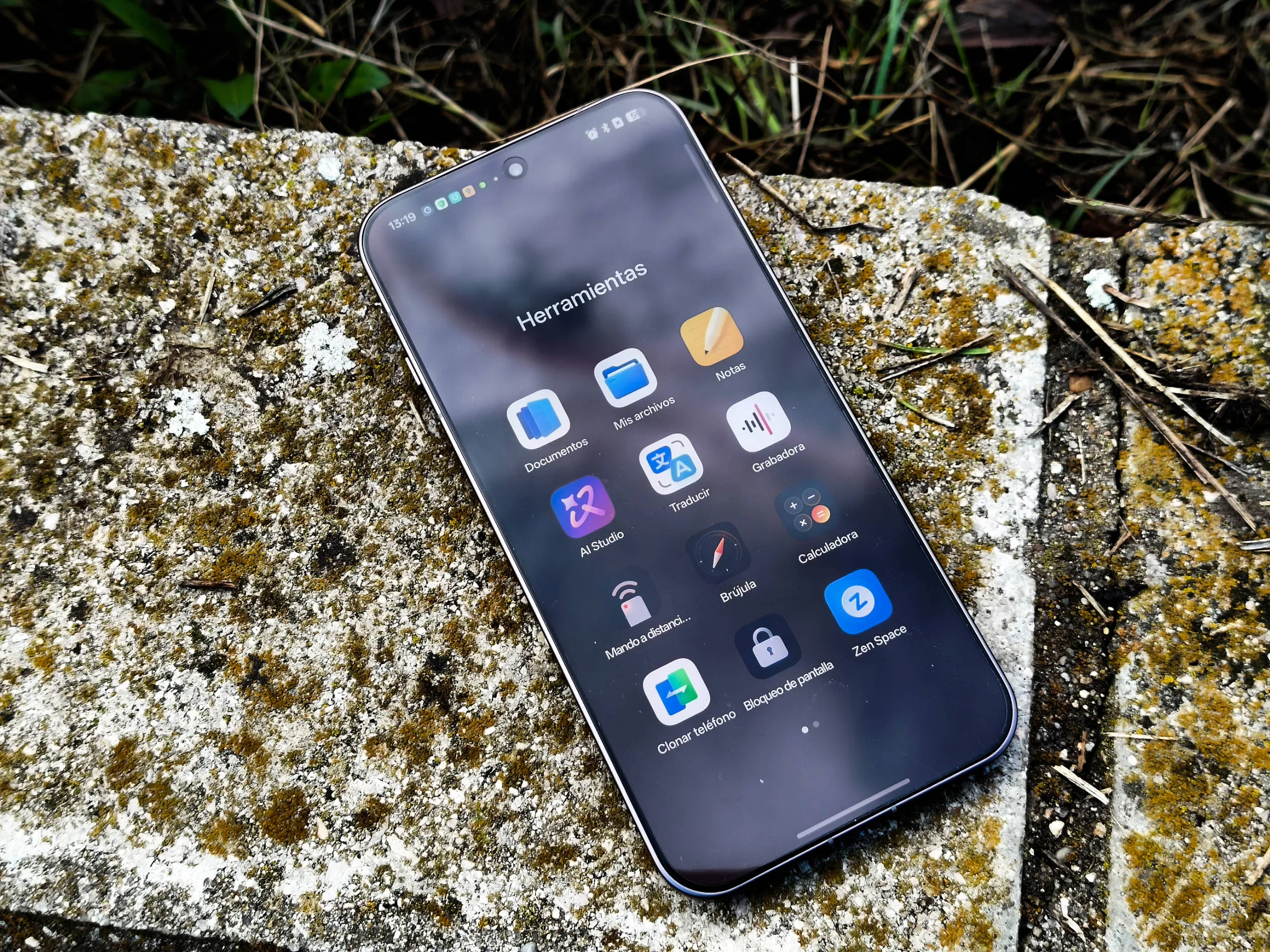 El OPPO Find X9 Ultra confirma su llegada a España queriendo ser «una cámara que tiene un smartphone»