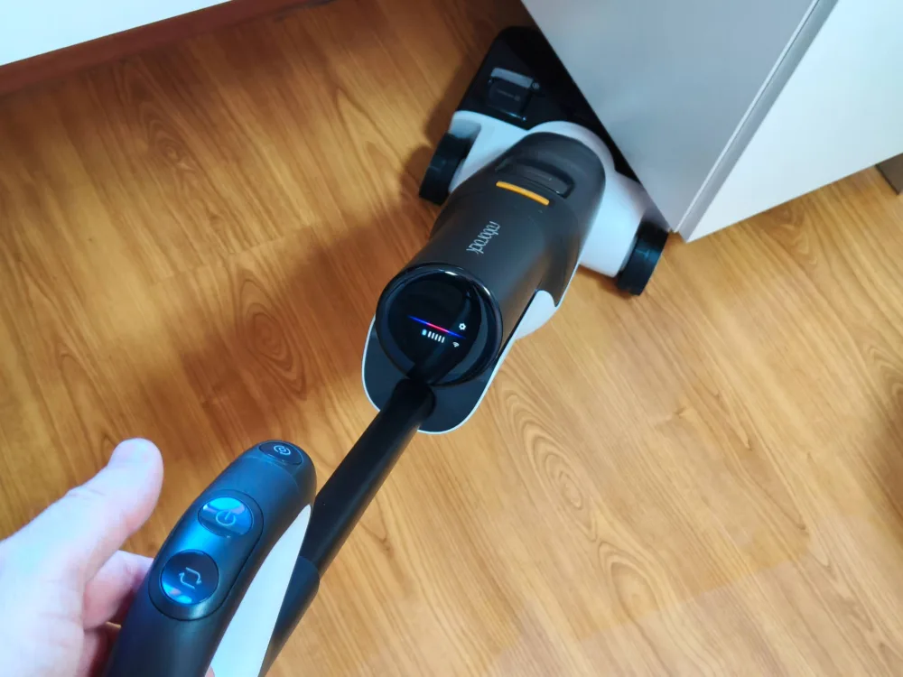 Roborock F25 ACE, la limpieza "manual" se hace más sencilla y eficaz que nunca - Análisis Roborock F25 ACE, la limpieza "manual" se hace más sencilla y eficaz que nunca - Análisis