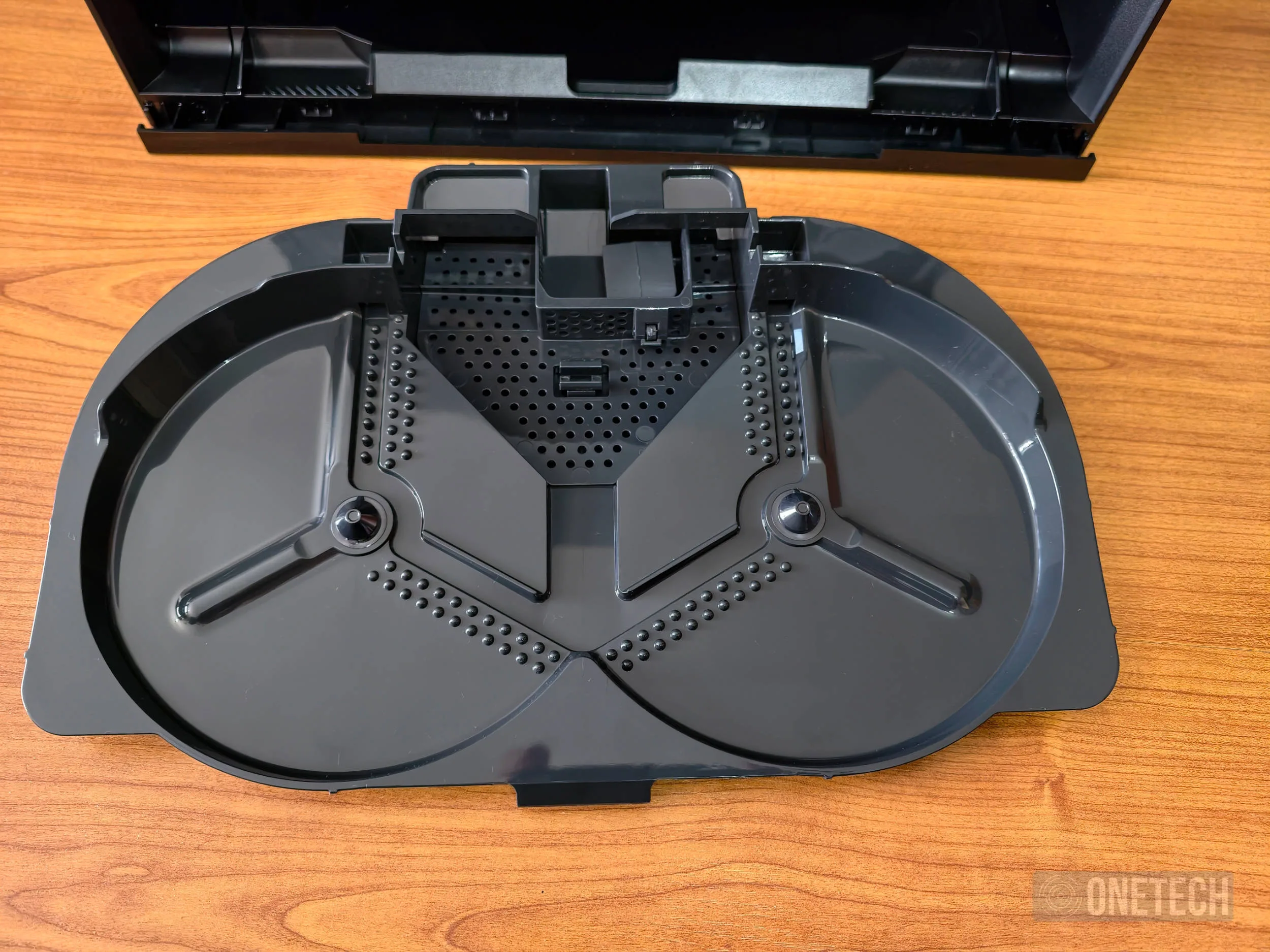 Roborock Saros 20, el robot aspirador que, literalmente, se salta cualquier umbral - Análisis Roborock Saros 20, el robot aspirador que, literalmente, se salta cualquier umbral - Análisis