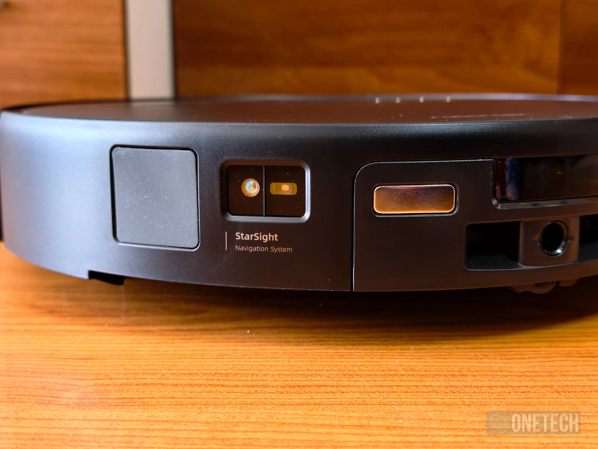 Roborock Saros 20, el robot aspirador que, literalmente, se salta cualquier umbral - Análisis Roborock Saros 20, el robot aspirador que, literalmente, se salta cualquier umbral - Análisis