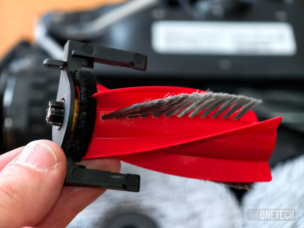 Roborock Saros 20, el robot aspirador que, literalmente, se salta cualquier umbral - Análisis Roborock Saros 20, el robot aspirador que, literalmente, se salta cualquier umbral - Análisis