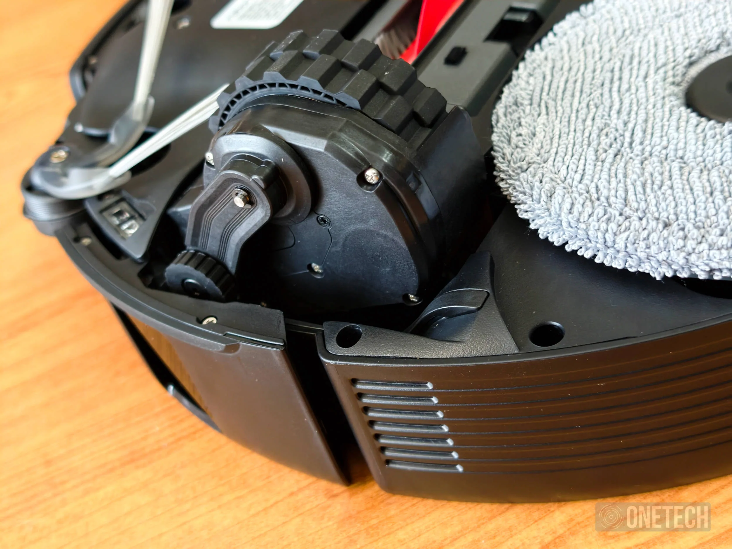 Roborock Saros 20, el robot aspirador que, literalmente, se salta cualquier umbral - Análisis Roborock Saros 20, el robot aspirador que, literalmente, se salta cualquier umbral - Análisis