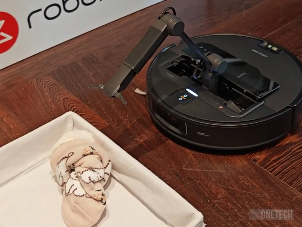 Roborock Saros Z70, el primer aspirador con brazo robótico llega a España Roborock Saros Z70, el primer aspirador con brazo robótico llega a España