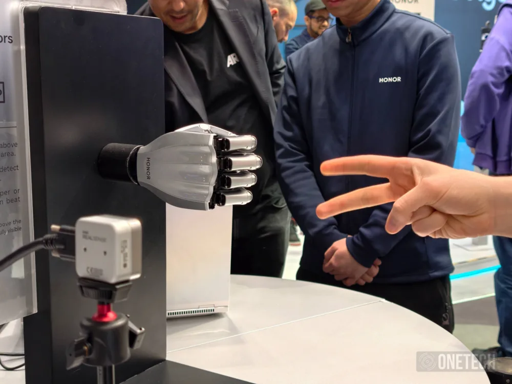 HONOR entra en el mundo de la robótica por la puerta grande en el MWC