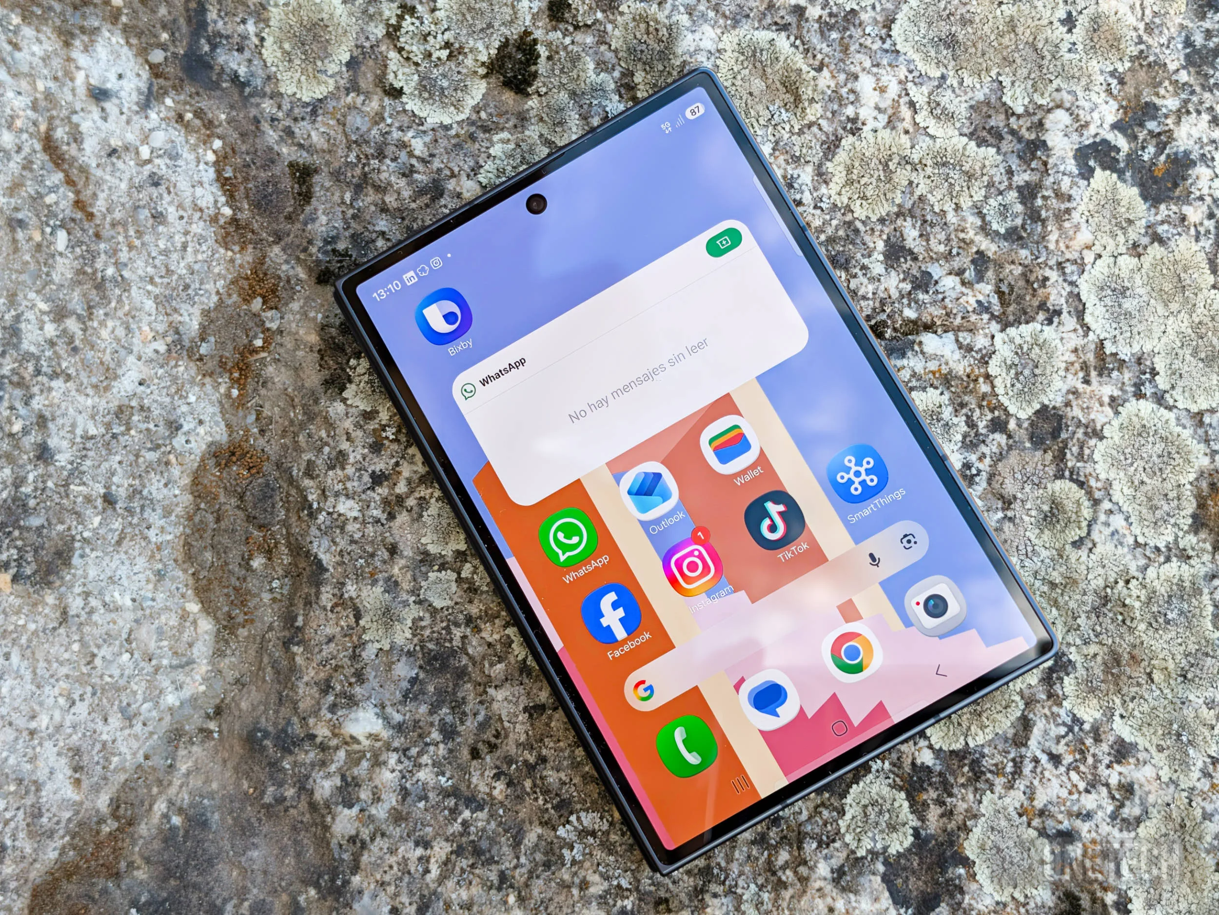 Samsung Galaxy Z Fold8 imagen de pantalla de inicio exterior