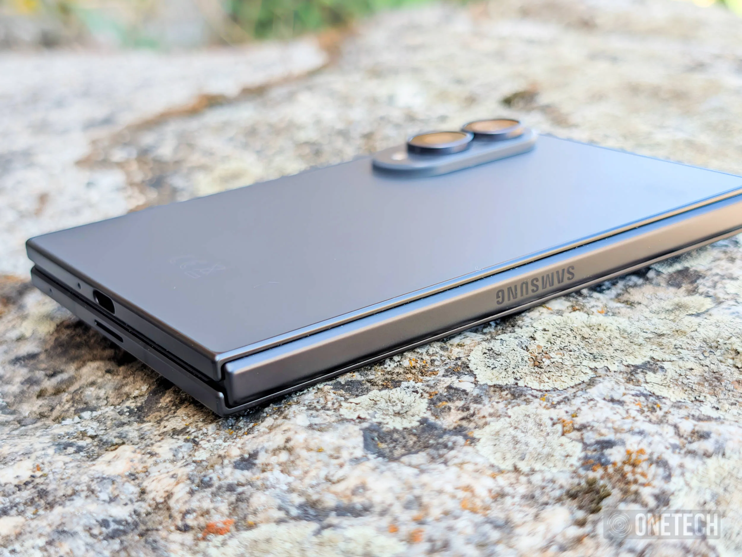 Samsung Galaxy Z Fold8 tapa bisagra
